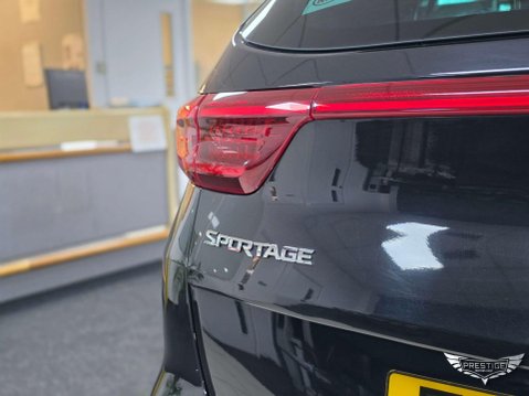 Kia Sportage 1.6 T-GDi GT-Line S DCT AWD Euro 6 (s/s) 5dr 26