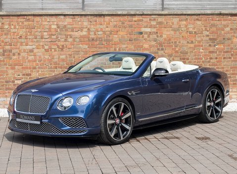 Bentley Continental GT V8 S Mulliner Convertible 6