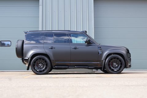 Land Rover Defender 110 2026 HARD TOP 350 X-DYNAMIC HSE REAR SEATS MATT PPF CARBON PPF BONET  9