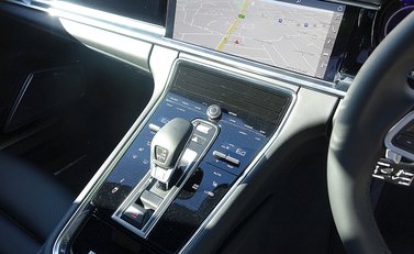 Porsche Panamera 4S 4