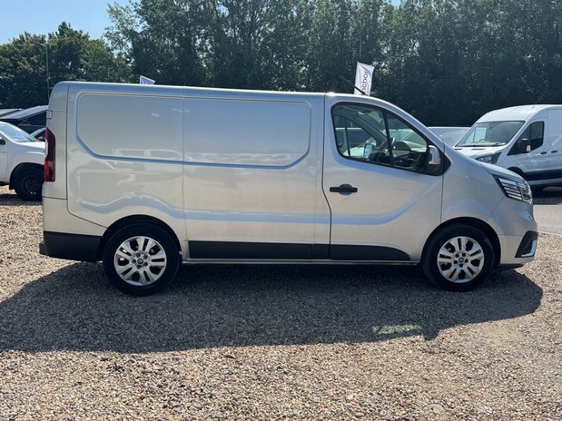 Renault Trafic SWB L1H1 Low Roof Sport 280 EURO 6 5