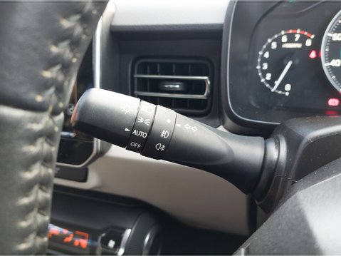 Suzuki Ignis 1.2 Dualjet SHVS SZ5 ALLGRIP 5dr 29