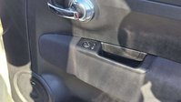 Fiat 500 1.2 Lounge Hatchback 3dr Petrol Dualogic Euro 6 (s/s) (69 bhp) 22