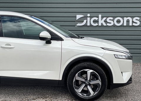 Nissan Qashqai DIG-T N-CONNECTA MHEV 3