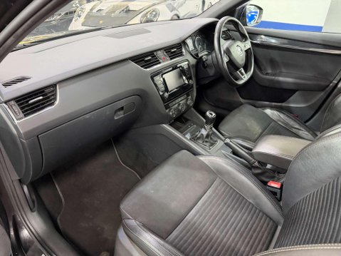Skoda Octavia 2.0 TDI vRS Estate 5dr Diesel Manual Euro 5 (s/s) (184 ps) 38