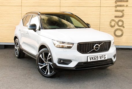 Volvo XC40 T4 R-DESIGN PRO