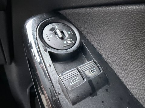 Ford Fiesta 1.0 TITANIUM 20