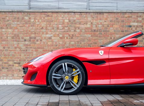 Ferrari Portofino 28