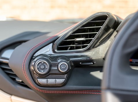 Ferrari 488 Spider 21