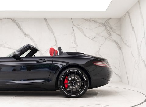 Mercedes-Benz SLS AMG Roadster 24