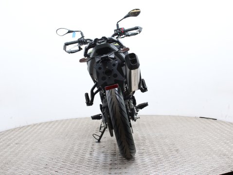 Benelli BKX 125 S 7