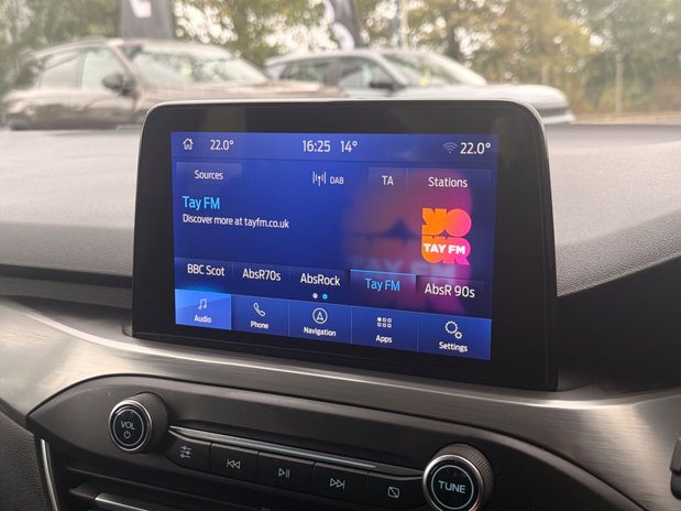 Ford Focus TITANIUM EDITION MHEV 26