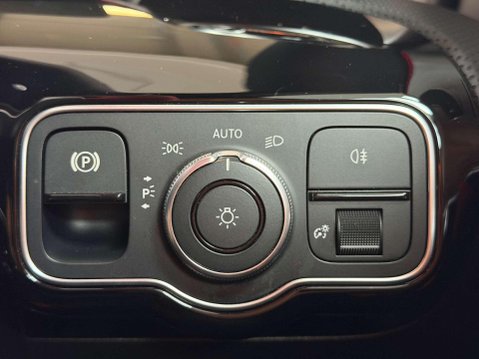 Mercedes-Benz CLA Class 2.0 CLA35 AMG (Premium) Coupe 4dr Petrol 7G-DCT 4MATIC Euro 6 (s/s) (306 ps 57