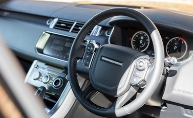 Land Rover Range Rover Sport 5.0 SVR 11