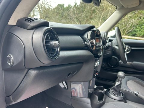 Mini Hatch 1.2 One Euro 6 (s/s) 3dr 12