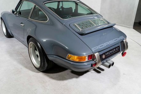 Porsche 911 SINGER 911 SUSSEX COMMISSION. INFORMATION COMING SOON. 18