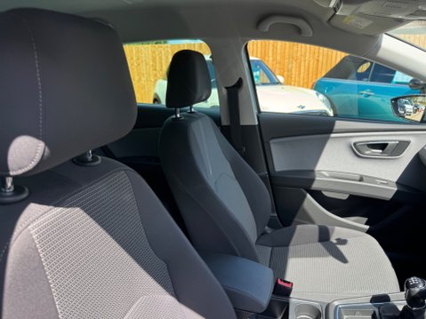SEAT Leon TSI EVO SE DYNAMIC 22