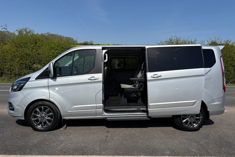 Ford Tourneo Custom 320 Titanium X L2 170 ps Automatic - 8 Seater 8