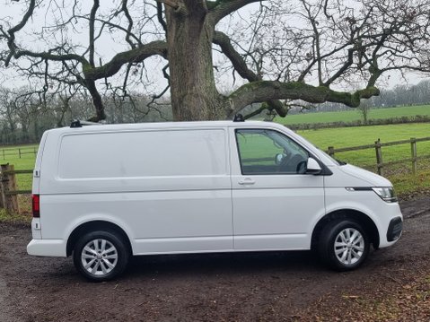 Volkswagen Transporter T28 TDI P/V HIGHLINE 3