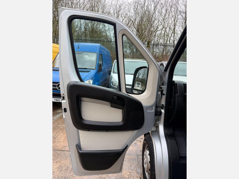 Peugeot Boxer 2.0 BlueHDi 335 Professional Panel Van 5dr Diesel Manual L2 H2 Euro 6 (130 57
