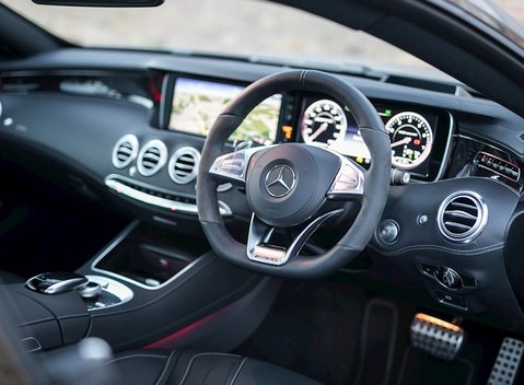Mercedes-Benz S Class S63 Coupe 22