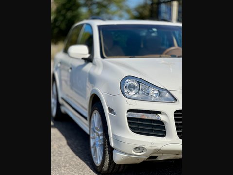 Porsche Cayenne 4.8 GTS TiptronicS 4WD 21