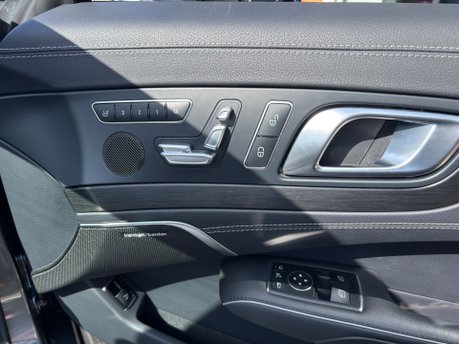 Mercedes-Benz SL Series 3.0 SL400 V6 Grand Edition Convertible 2dr Petrol G-Tronic+ Euro 6 (367ps) 25