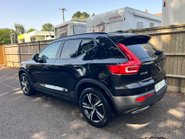 Volvo XC40 2.0 T4 R-DESIGN AWD AUTOMATIC 6