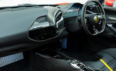 Ferrari SF90 Stradale 14