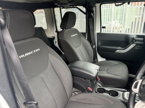 Jeep Wrangler V6 RUBICON UNLIMITED 13