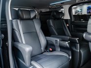 Toyota Alphard 2.5 MPV 2.5 SUV Automatic Petrol 23