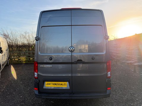 Volkswagen Crafter 2.0 TDI CR35 Trendline FWD LWB High Roof Euro 6 (s/s) 5dr 6