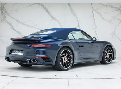 Porsche 911 Turbo Cabriolet (991.2) 8