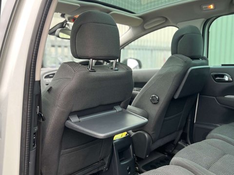 Peugeot 5008 1.6 5008 Allure Blue HDi S/S 5dr 23