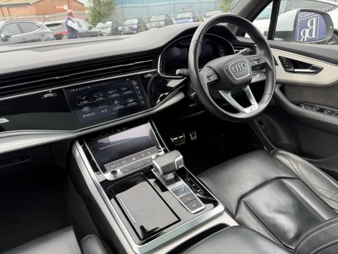 Audi Q7 3.0 TDI V6 45 S line SUV 5dr Diesel Tiptronic quattro Euro 6 (s/s) (231 ps) 32