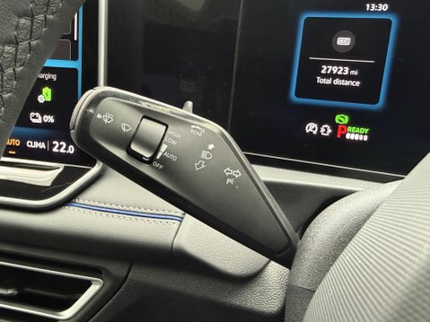 Volkswagen Tiguan 1.5 TSI eHybrid 19.7kWh R-Line SUV 5dr Petrol Plug-in Hybrid DSG Euro 6 (s/ 39