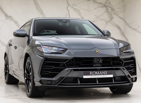 Lamborghini Urus 1