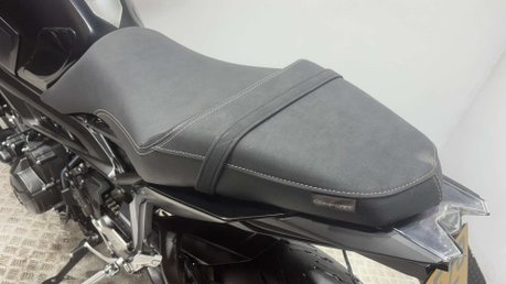 Yamaha MT-09 ABS 2020 ONLY 8K 2 OWNER AKRAPOVIC QUICKSHIFTER FSH 900CC NAKED 38