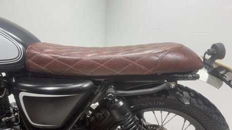 Mutt Mastiff 2022 ONLY 2K CAFE RACER NEW MOT VERY CLEAN LEARNER BIKE 125CC 9
