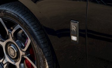 Rolls-Royce Cullinan Black Badge 38