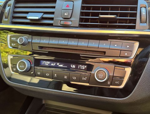 BMW 2 Series 3.0 M240i Auto 2dr 32