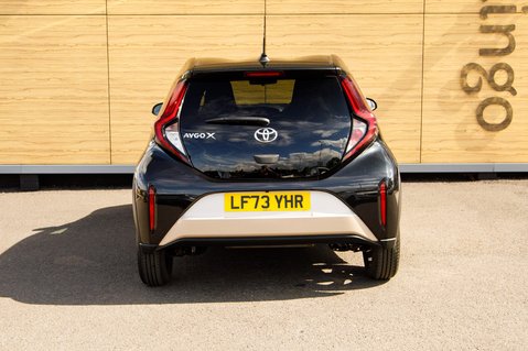 Toyota Aygo X VVT-I EDGE 6