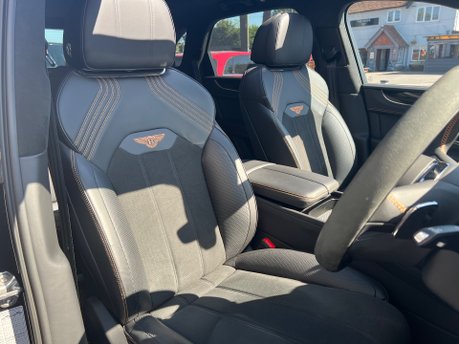 Bentley Bentayga 4.0 V8 S SUV 5dr Petrol Auto 4WD Euro 6 (s/s) (550 ps) 35