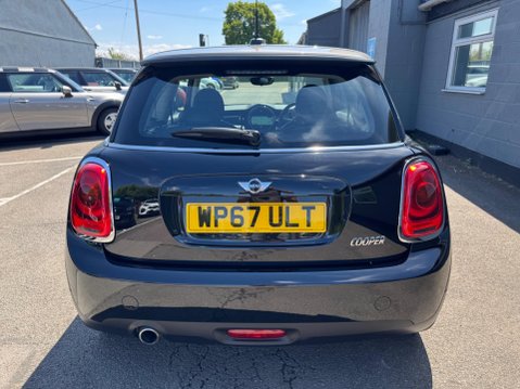Mini Hatch 1.5 Cooper Seven Euro 6 (s/s) 3dr 4