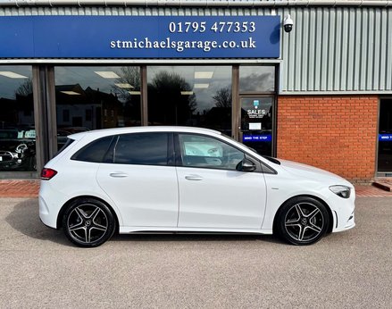 Mercedes-Benz B Class 2.0 B 200 AMG Line Edition Premium D Auto 5dr 10