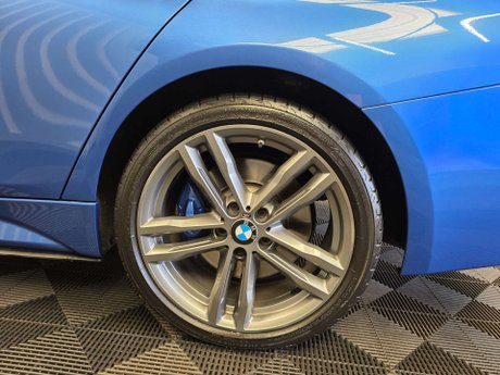 BMW 3 Series 3.0 335d M Sport Shadow Edition Touring 5dr Diesel Auto xDrive Euro 6 (s/s) 28