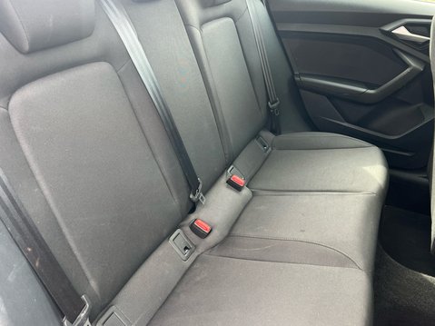 Audi A1 SPORTBACK TFSI TECHNIK 39