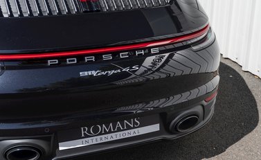 Porsche 911 (992) Targa 4S 26