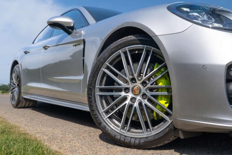 Porsche Panamera 4 E-Hybrid Platinum Edition 6