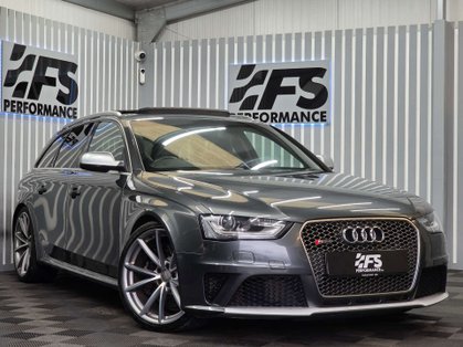 Audi RS4 4.2 FSI V8 Estate 5dr Petrol S Tronic quattro Euro 5 (450 ps)